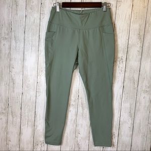Jockey High Waisted Legging Pockets Sage Green Size Medium